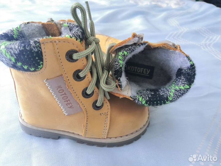 Новые. Ботинки детские демисезонные 20 размер