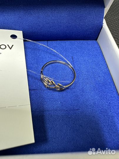 Кольцо золотое новое