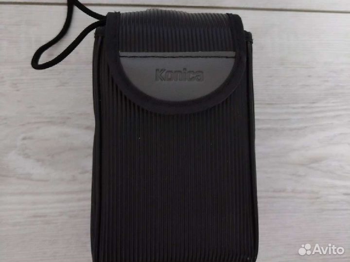 Пленочный фотоаппарат konika