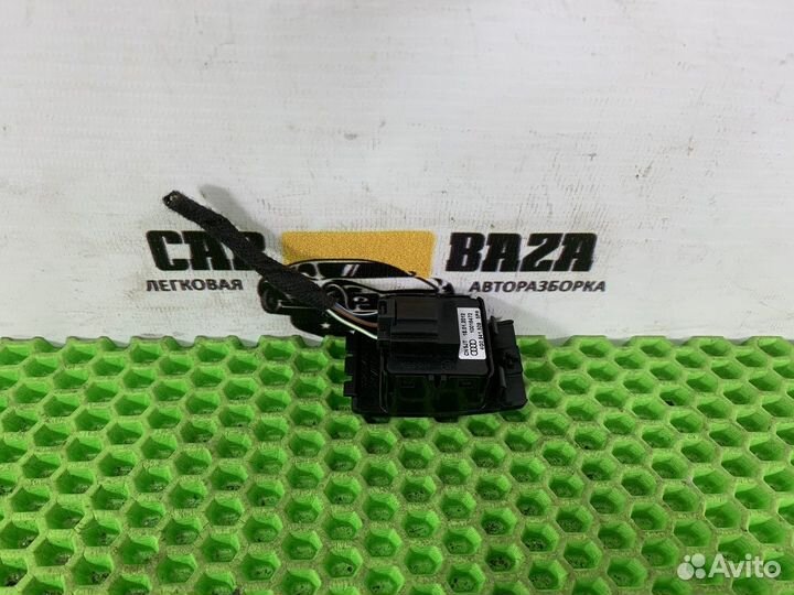 Кнопка аварийной сигнализации Audi A6, Audi A7