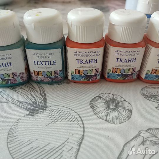 Акриловая краска по ткани
