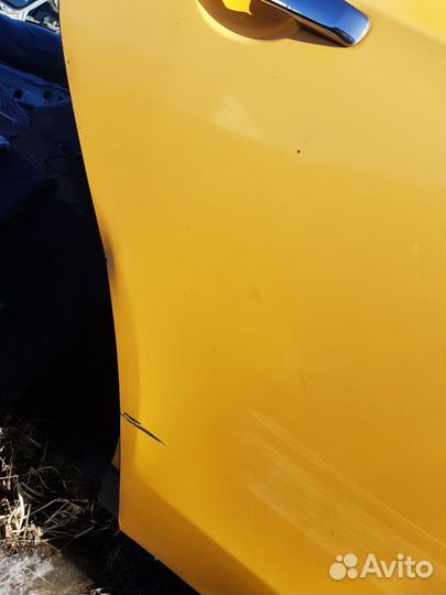 Дверь задняя правая Nissan Almera G15 1.6 k4m