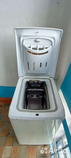 Стиральная машина с вертикальной загрузкой