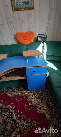 Компьютерный стол