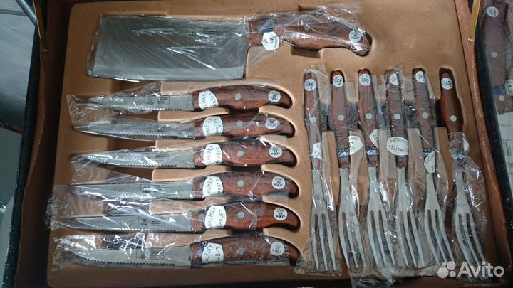 Набор ножей и кухонных принадлежностеей Royal