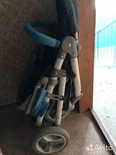 Коляска прогулочная