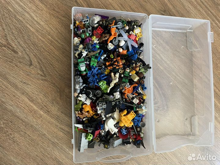 Lego фигурки