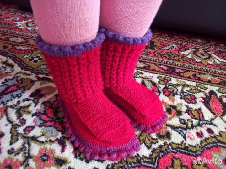 Вязаные сапожки для дома
