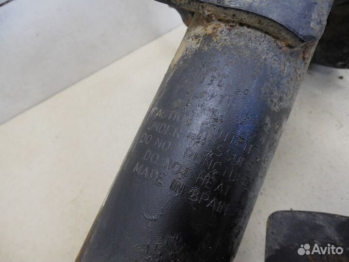 Амортизатор передний левый S40 2004-2012