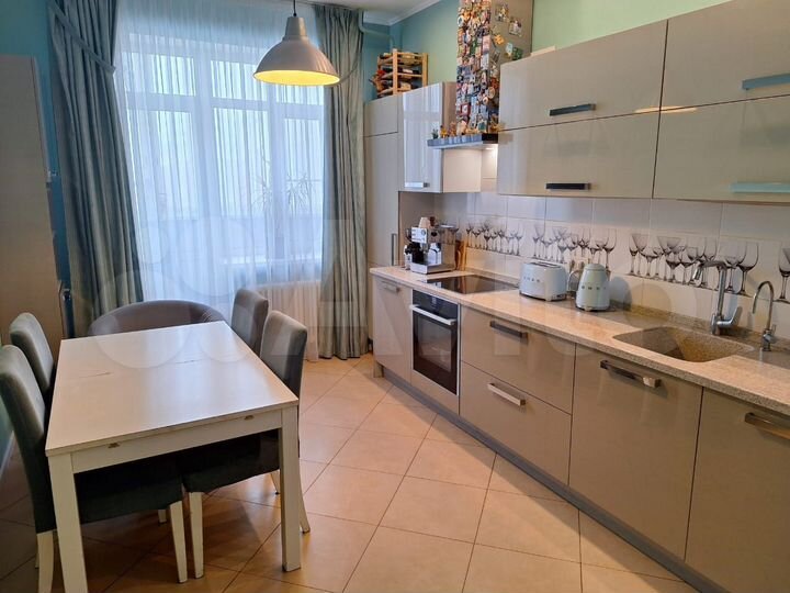 2-к. квартира, 76 м², 5/7 эт.