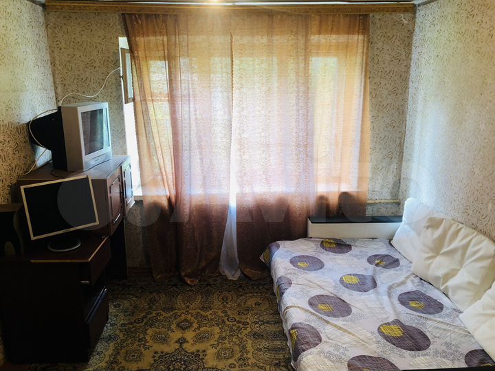 Комната 13 м² в > 9-к., 5/5 эт.