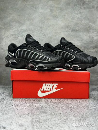 Кроссовки Nike Air Max Tailwind