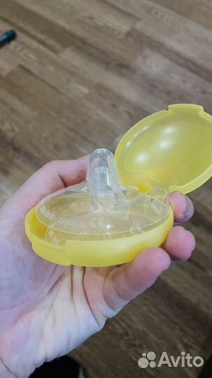 Накладки силиконовые на грудь medela 16mm