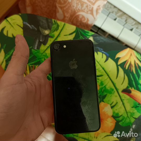 iPhone 7, 32 ГБ