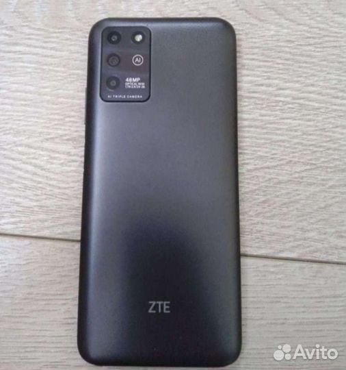 Телефон 128 гб