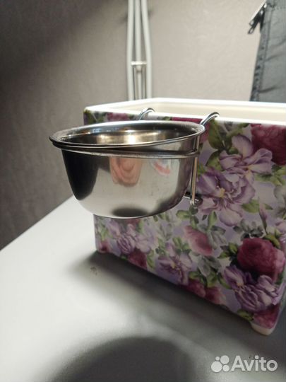 Кормушка для клетки