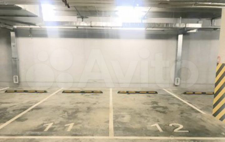 Машиноместо, 15 м²