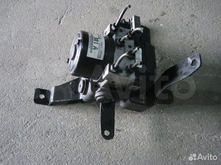 Блок абс Насос ABS Hyundai Tucson Bh/Jm 2004-2010