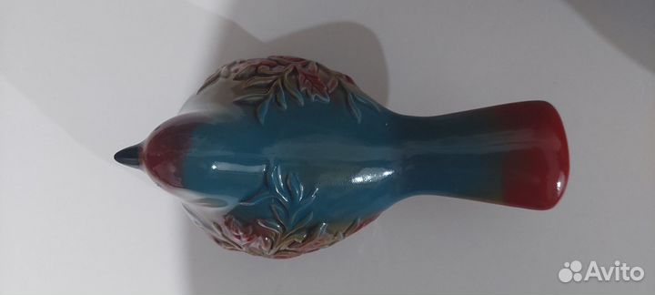 Статуэтка птица