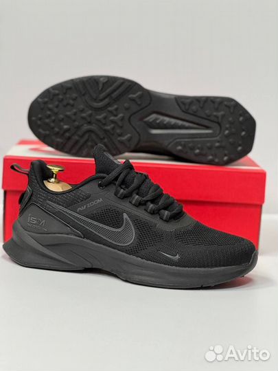 Кроссовки Nike Zoom чёрные 1