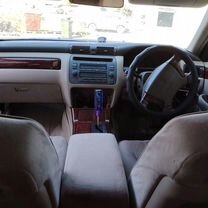 Toyota Crown 2.5 AT, 2001, биты�й, 180 000 км, с пробегом, цена 270 000 руб.