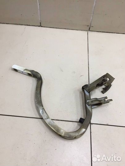 Петля крышки багажника правая Opel Astra