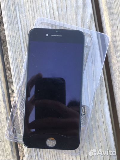 Дисплей на iPhone 7