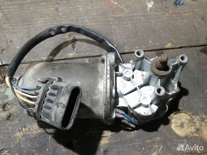 Моторчик стеклоочистителя ваз priora