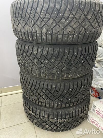 Nitto Therma Spike 255/55 R18