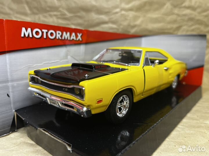 Dodge Coronet Super Bee 1969 1/24 MotorMax