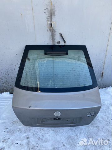 Крышка багажника Skoda Octavia Tour лифтбек