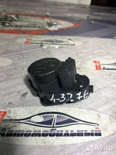 Сервопривод заслонок печки c BMW X5 E53 M54B30