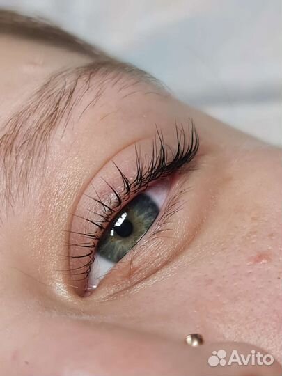 Наращивание ресниц на дому