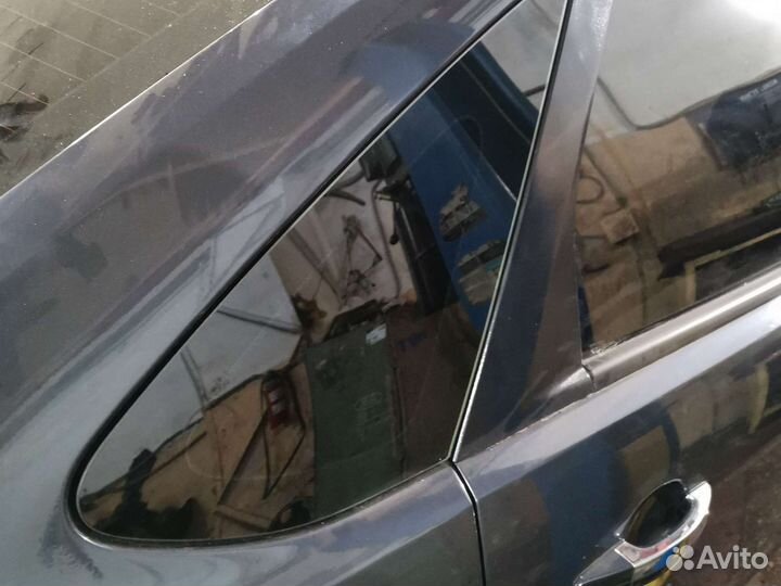 Форточка (глухое стекло) Ford Focus 2 седан
