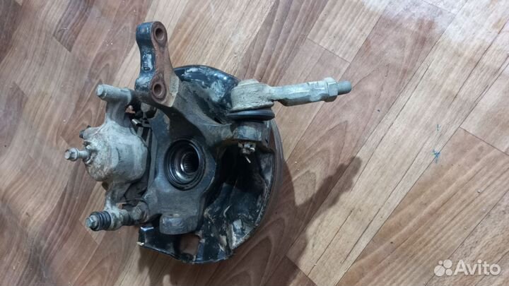 Ступица передняя от Хундай аксент 1995г