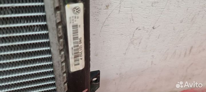 Радиатор охлаждения Volkswagen Tiguan