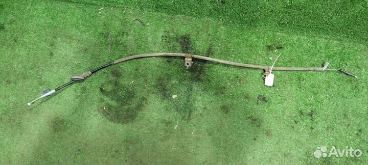 Трос ручного тормоза Leaf R б\у