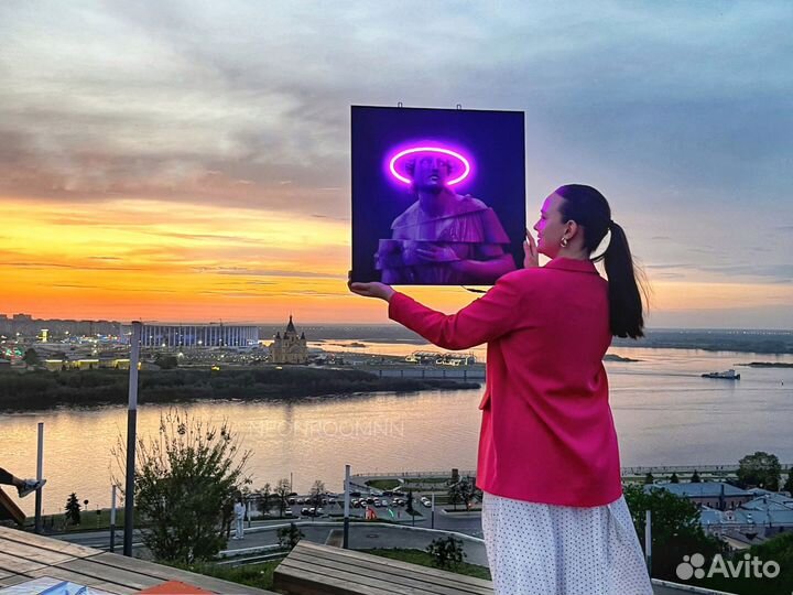 Неоновая картина новинка