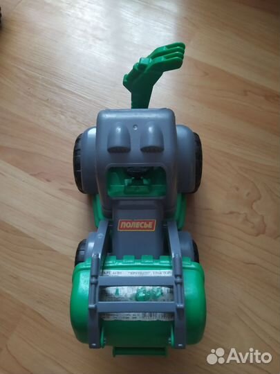 Детские игрушки машины пакетом