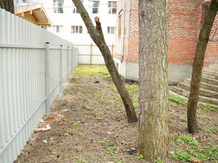 Дом 800 м² на участке 6,4 сот.