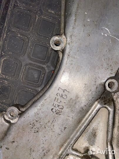 Крышка передняя грм Mazda 3 бк 2.0