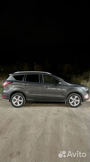 Ford Kuga 1.5 AT, 2017, 72 000 км