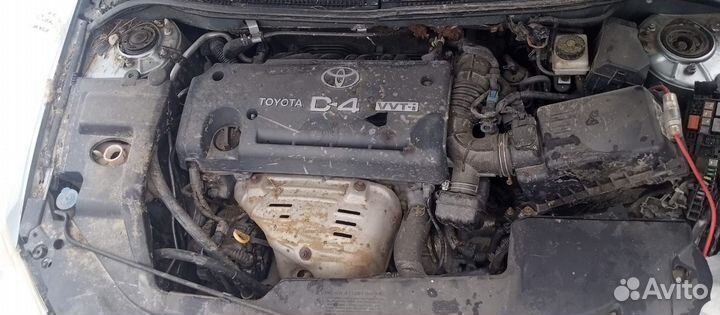 Toyota Avensis 2.0 МТ, 2007, битый, 380 000 км