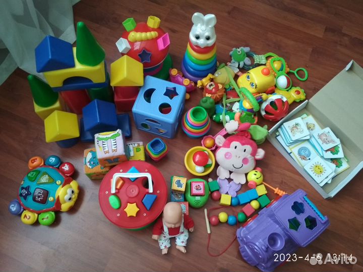 Развивающие игрушки