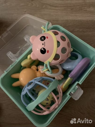 Набор погремушек и прогрызателей