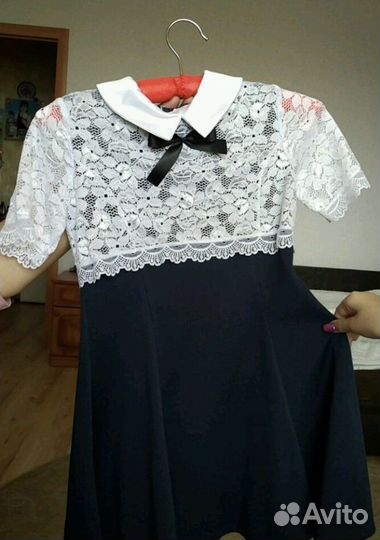 Платье для девочки школьное