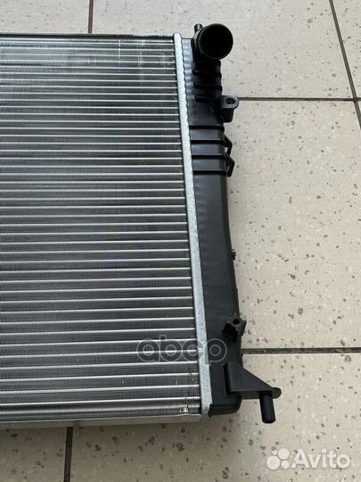 Радиатор охлаждения (для двигателей 11189, 2112