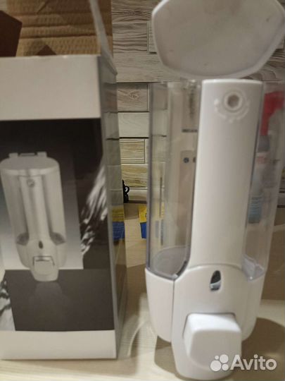 Дозатор для жидкого мыла