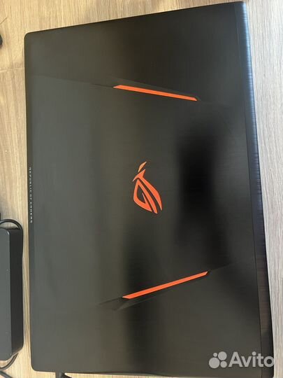 Asus ROG strix 17.3 GTX + i7 /1256G/16G