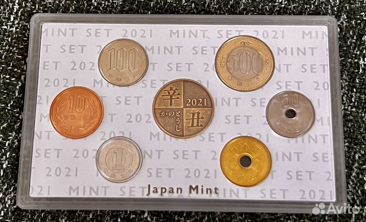 Официальный годовой набор монет Японии 2021